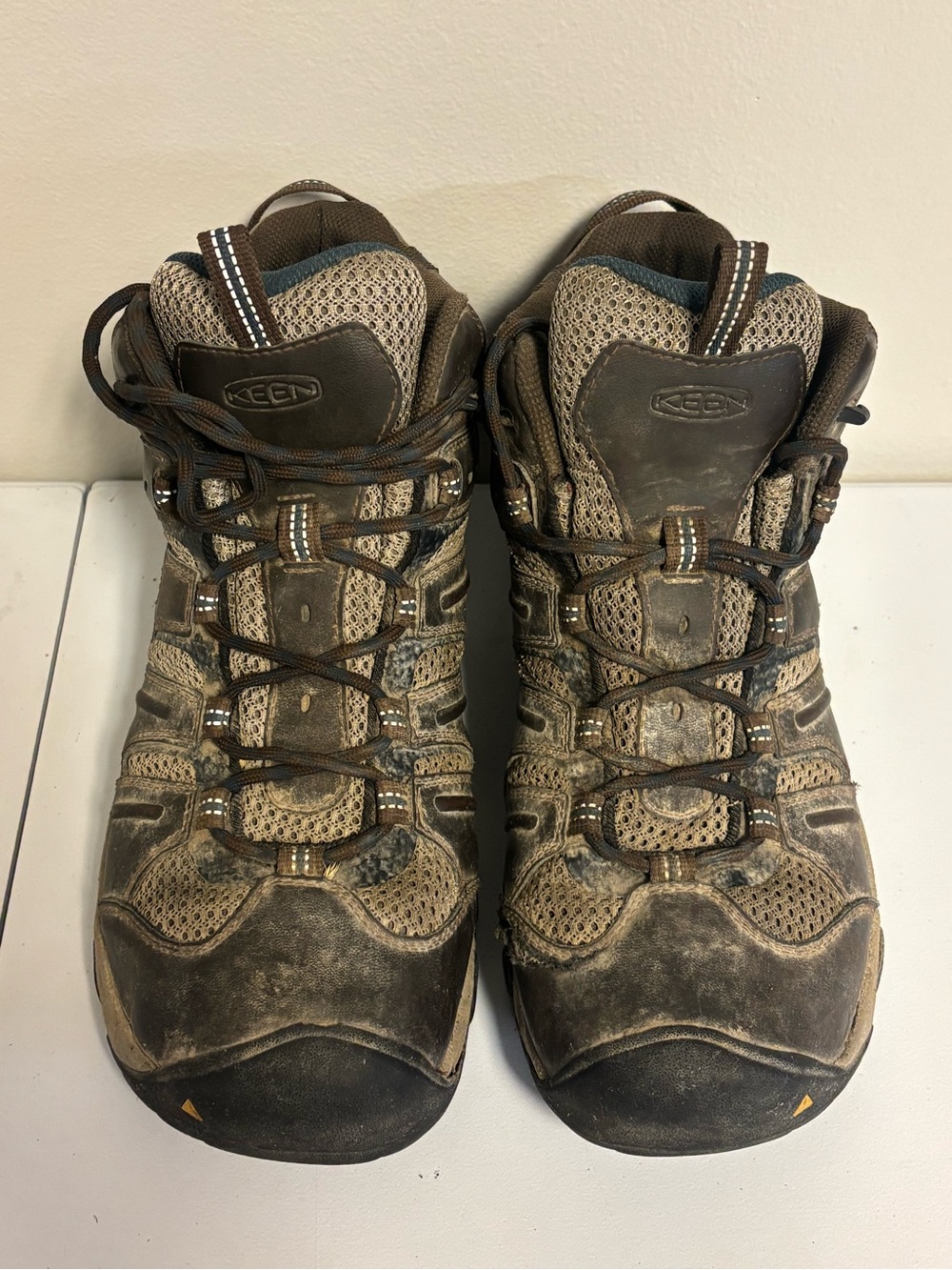 KEEN Men's Brown and Tan Hiking Boots
